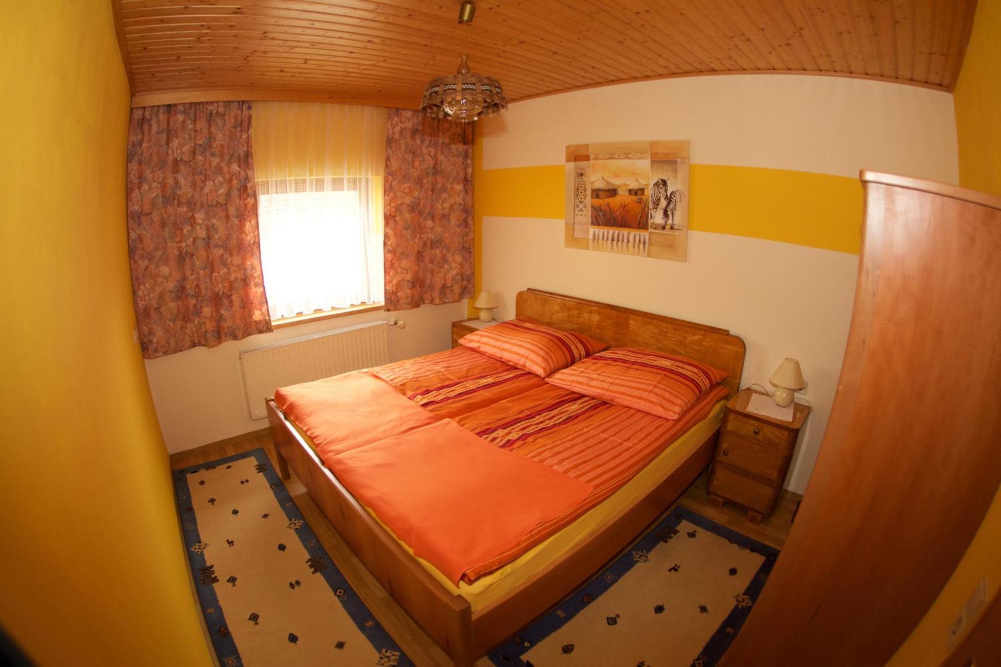 Haus Stoeffler Apartamento Reisach Exterior foto