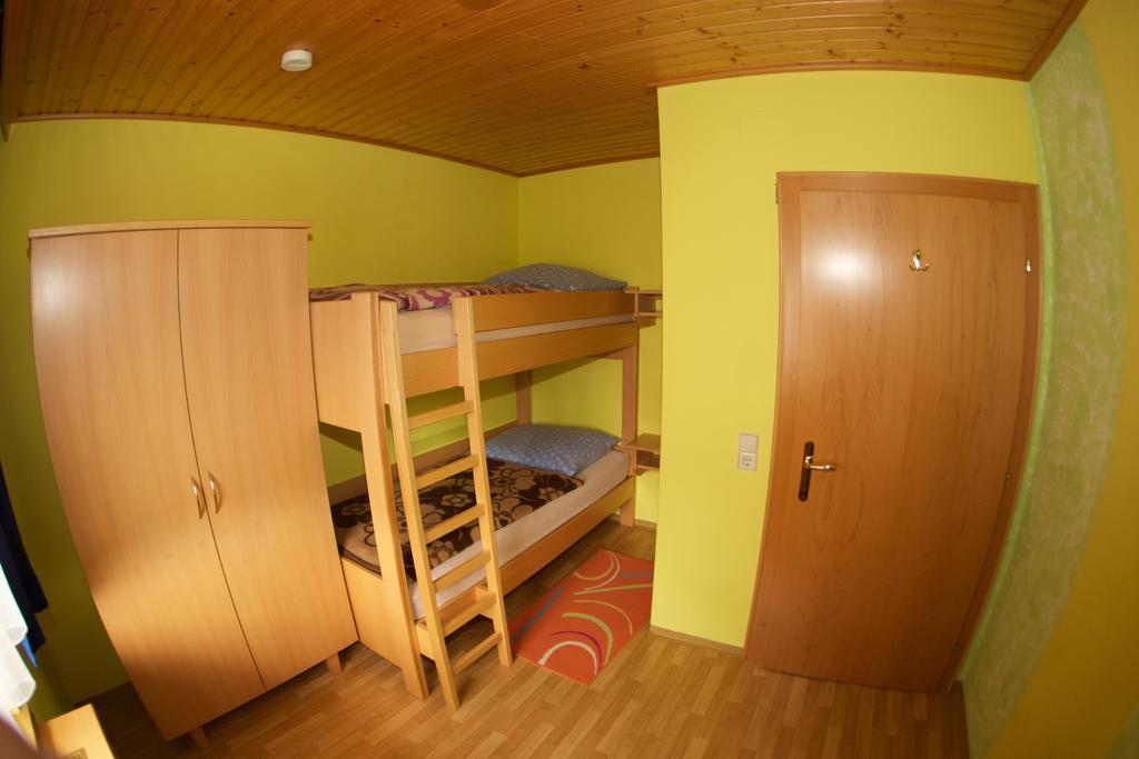 Haus Stoeffler Apartamento Reisach Quarto foto