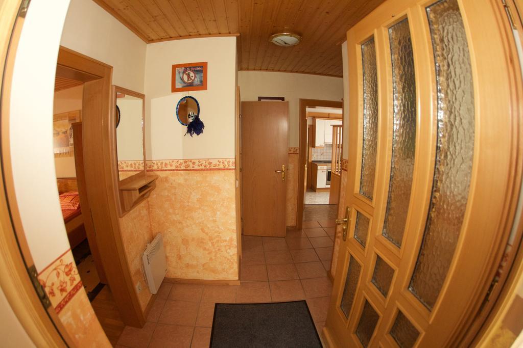 Haus Stoeffler Apartamento Reisach Quarto foto